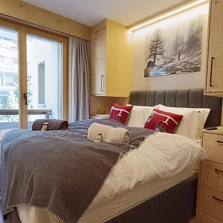 Skirama 119 Apartman *